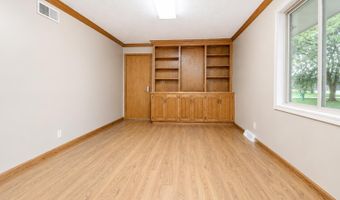 1416 Doyle Ln, Beatrice, NE 68310