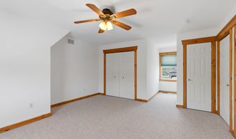 399 Trenton Ave N, Bayville, NJ 08721