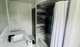 5017 Highland Park Ave, Altoona, PA 16602