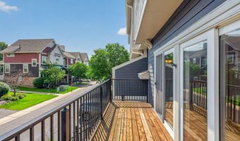 15589 Dwellers Way 1003, Apple Valley, MN 55124