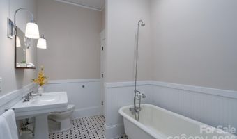 1128 E 35th St, Charlotte, NC 28205