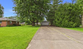 107 Tanglewood Dr, Anderson, IN 46012