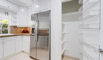 60 Park Dr C, Bal Harbour, FL 33154