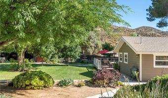 11809 Sierra Hwy, Agua Dulce, CA 91390