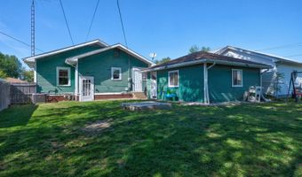 805 W 4th St, Bicknell, IN 47512