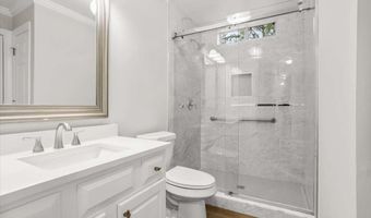 3425 Kingsland Cir, Berkeley Lake, GA 30096