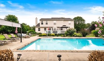 27 Galloping Brook Rd, Allentown, NJ 08501