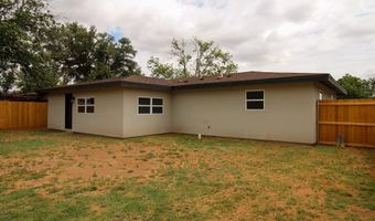 607 NW 11th St, Andrews, TX 79714