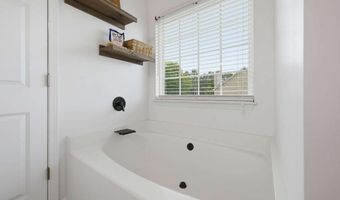 15 Hopkins Breeze, Adairsville, GA 30103