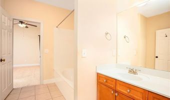 1630 ACADEMY Dr, Auburn, AL 36830