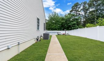 12 Brittany Dr, Bayville, NJ 08721