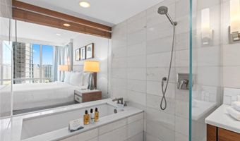 2139 Kuhio Ave 2601, Honolulu, HI 96815