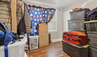 30 Dover St, Bridgeport, CT 06610