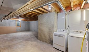 330 NW Watercrest Dr, Ankeny, IA 50023