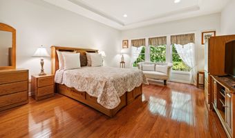 115 Thorn Hollow Rd, Cheshire, CT 06410