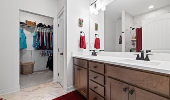 1827 Ledges Dr, Ames, IA 50010