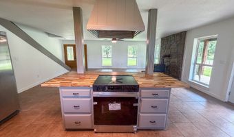 7554 S Farris Rd, Atoka, OK 74525