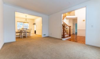 5 Hidden Valley Rd, Andover, NJ 07860