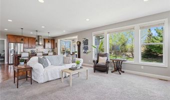 4212 Parkview Ln, Anoka, MN 55303