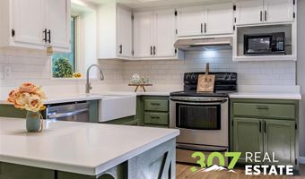 1207 Birch Ln, Cody, WY 82414
