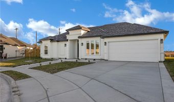 812 Spring Dr, Alton, TX 78573