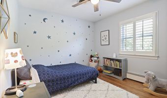 4534 LA SALLE Ave, Alexandria, VA 22304