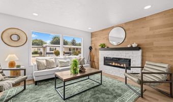 7080 W Royal Glen Ln, Boise, ID 83714