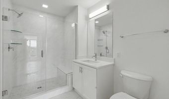 701 N HENRY St 502, Alexandria, VA 22314