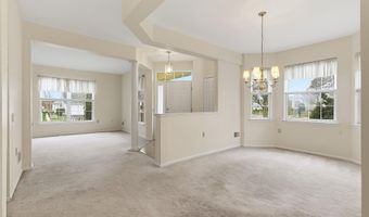 6 Swan Lake Ct, Barnegat, NJ 08005