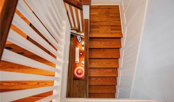901 McCollum Dr, Bentonville, AR 72712