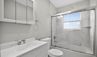 8012 FRYE Rd, Alexandria, VA 22309