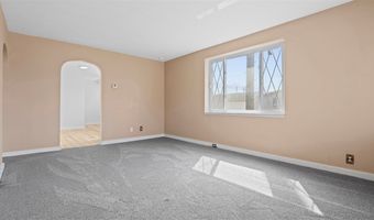 2119 Mcminn St, Aliquippa, PA 15001