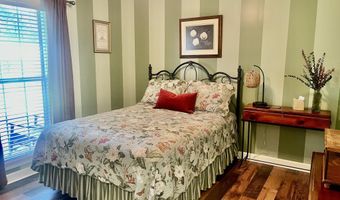 1024 Riverchase North Dr, Brandon, MS 39047