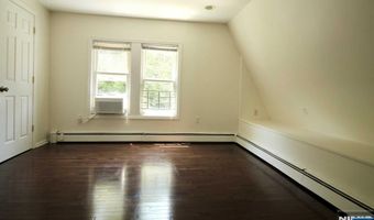 6 Cottage Pl, Allendale, NJ 07401