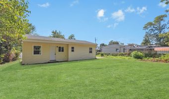 805 Bayview Ave, Amityville, NY 11701