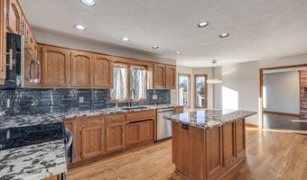 403 Southcreek Dr N, Indianapolis, IN 46217