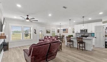 1899 Silcox Rd, Ashford, AL 36312