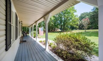 3105 Horseshoe Rd, Appomattox, VA 24522