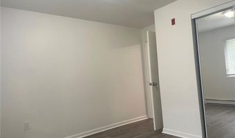 300 Smithfield Rd 30, North Providence, RI 02904