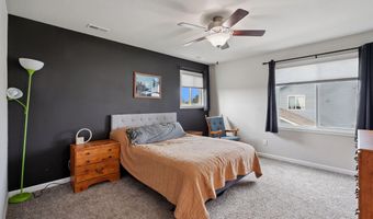 2714 NW 23rd St, Ankeny, IA 50023