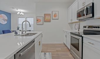 5618 Cottage Lake Dr, Baton Rouge, LA 70820