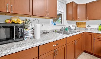 1626 N ONEIDA St, Appleton, WI 54911