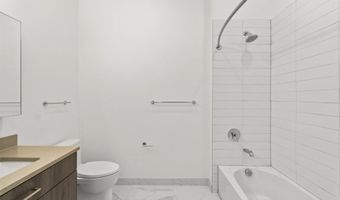 260 AVENUE E 511, Bayonne, NJ 07002