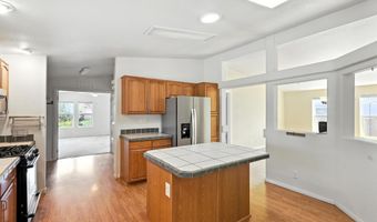 202 SUNRISE BLUFFS Dr, Belen, NM 87002