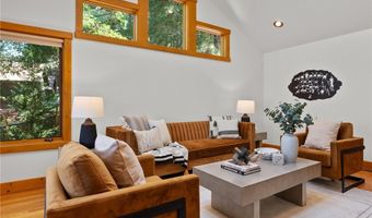 1472 Flowers Ave, Glenbrook, NV 89413