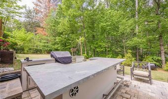 10610 Kingsmark Trl, Alpharetta, GA 30022