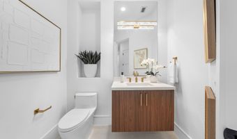 100 Glenbrook Ct, Atlantis, FL 33462