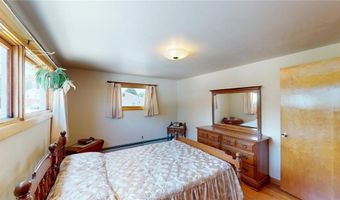14 Temple Pl, Central Falls, RI 02863