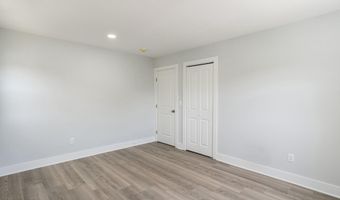 70 Mallard Rd, Bayville, NJ 08721