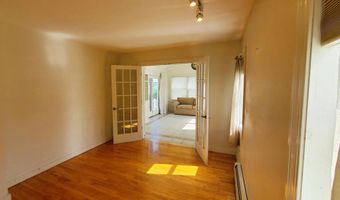 9 Wood St, Bangor, ME 04401